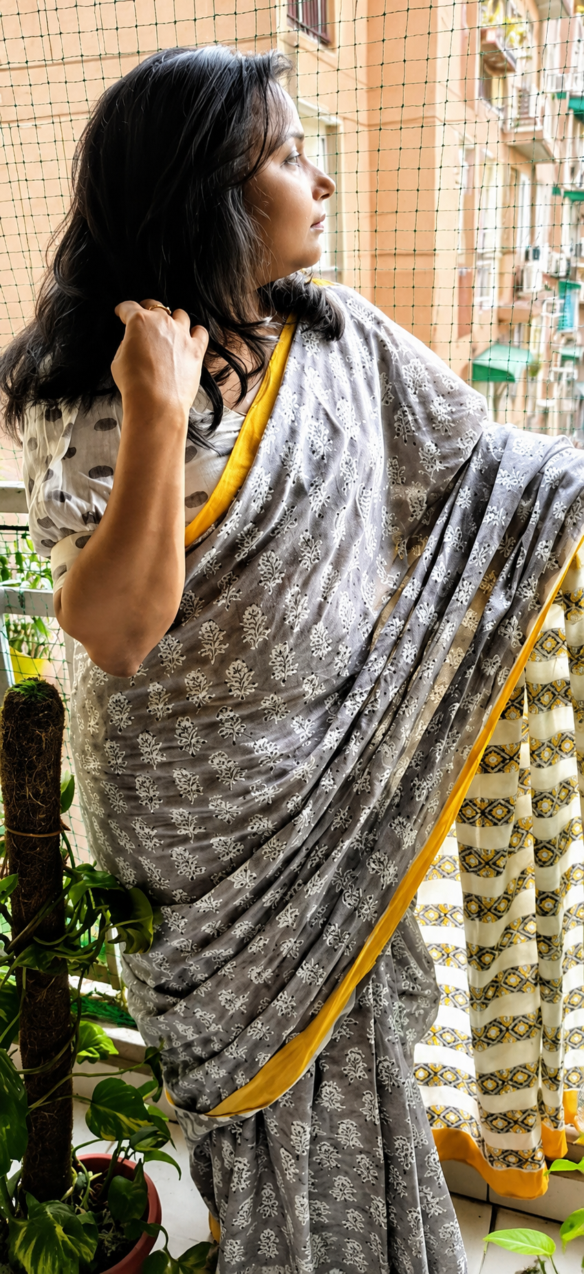Silver Grey Block Print Mul Cotton Saree | Shop By Abhinetri