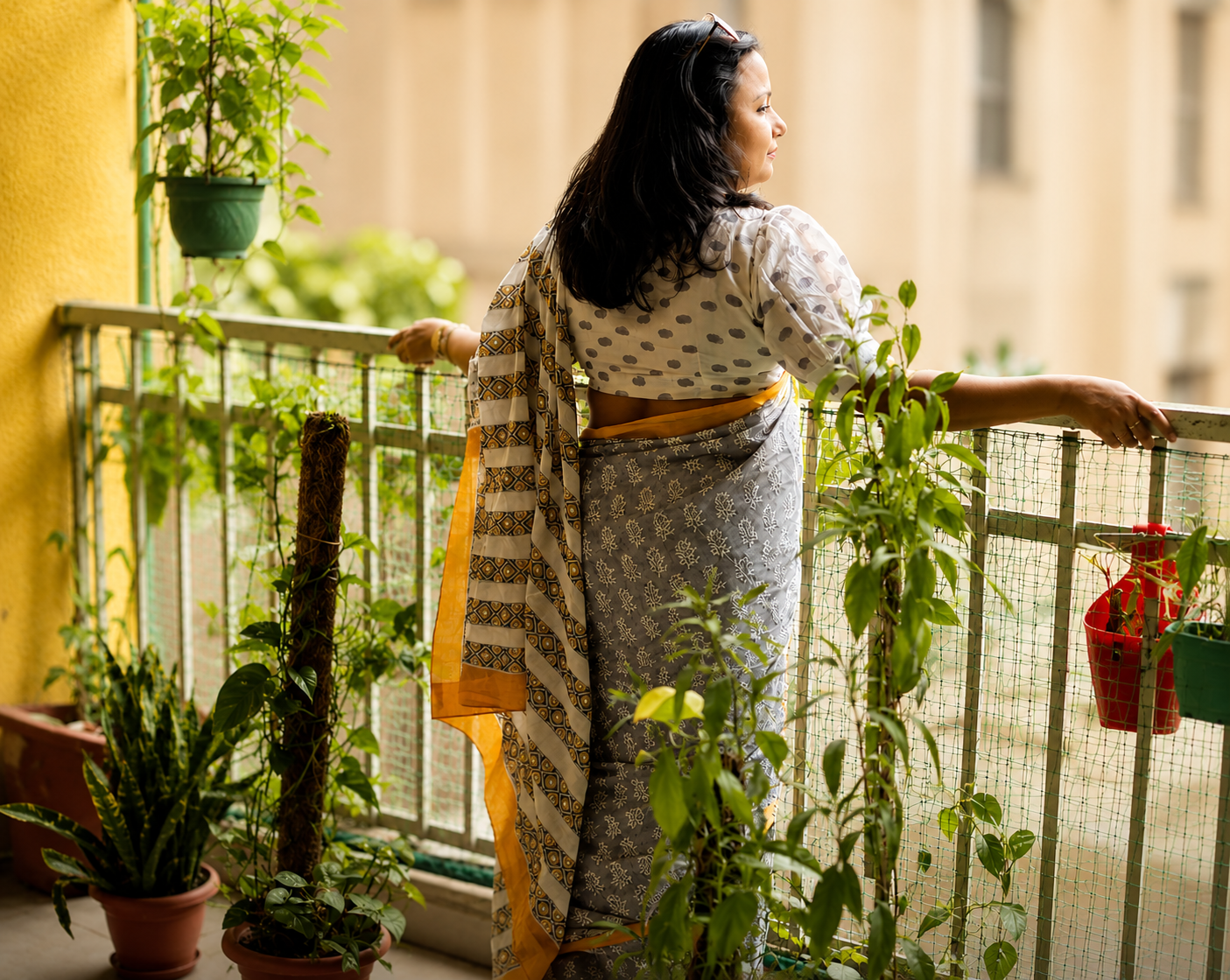 Silver Grey Block Print Mul Cotton Saree | Shop By Abhinetri